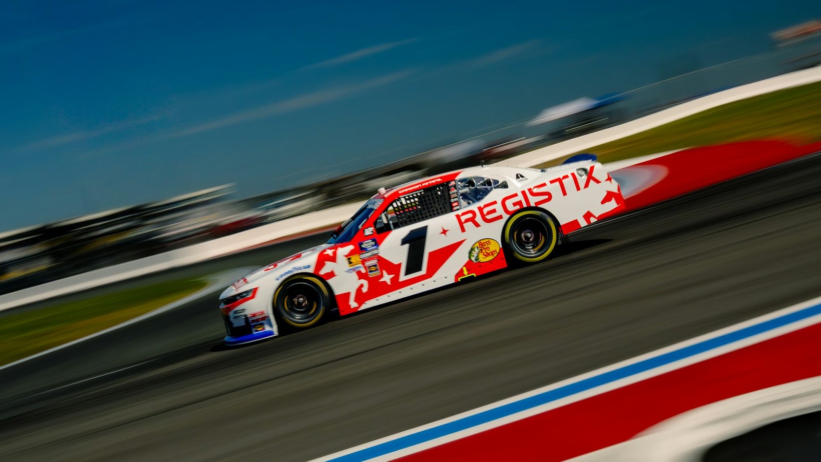 Semana de Campeonato: Hamlin analisa Xfinity e busca título da Cup em meio a mudanças nas equipes Semana de Campeonato: Hamlin analisa Xfinity e busca título da Cup em meio a mudanças nas equipes